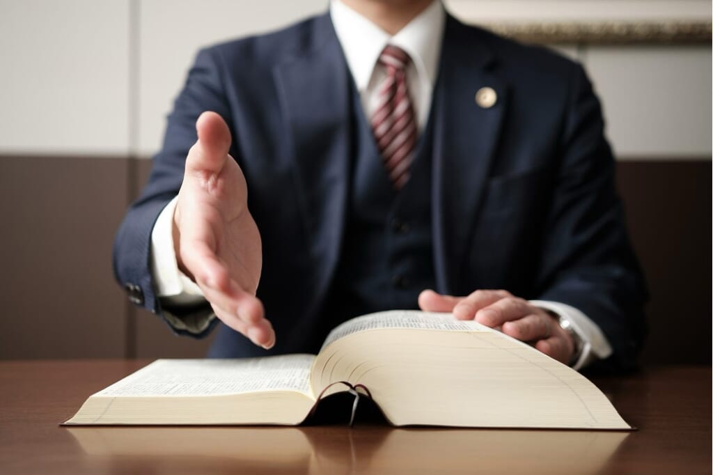 トレントでAV違法ダウンロードしたら「製作者側」の事情を知り尽くした弁護士が適任
